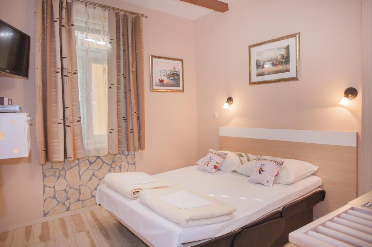 Aria & Scala Apartment Sibenik Bagian luar foto